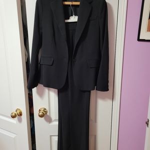 Femme carriers pant suit